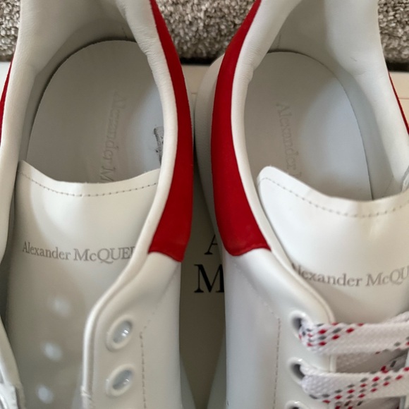 Alexander McQueen Oversized Sneakers – White/Red – Men’s US 11 (EU 44) - Picture 7 of 8
